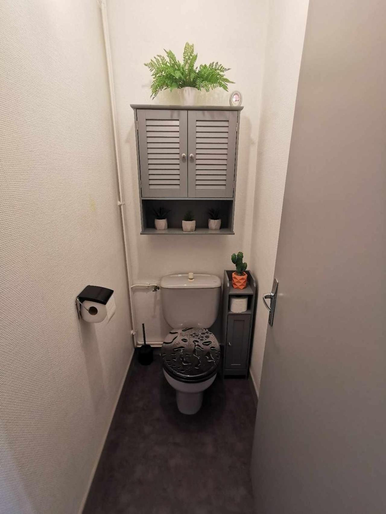 Bel Appartement De 1 A 7 Personnes Ambert Exterior photo